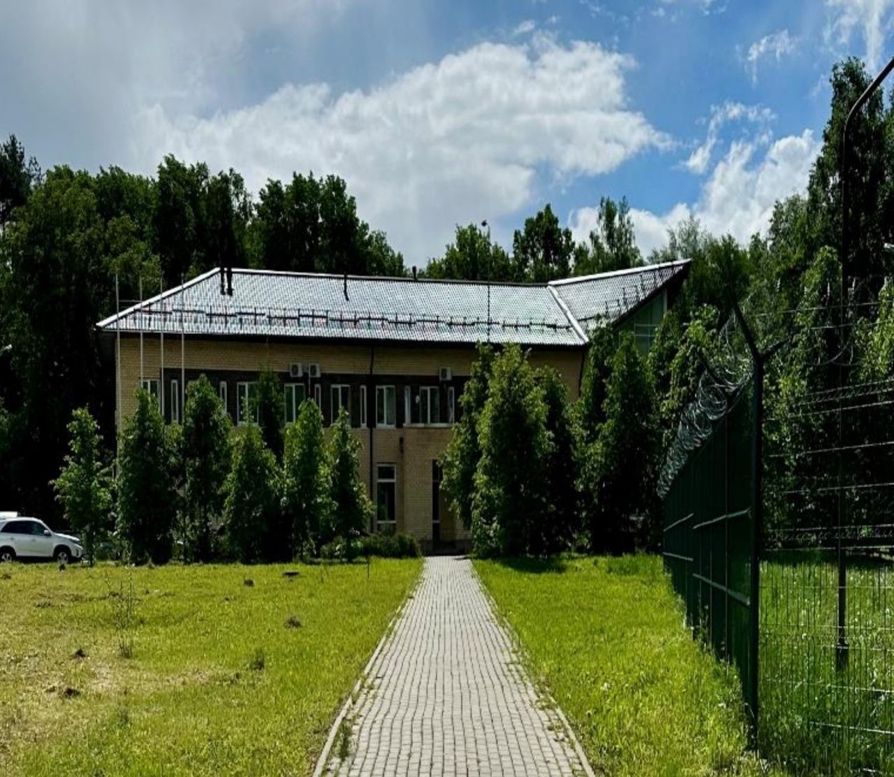 фасад дома, Бизнес-центр Красногорск, Светлая, 3ас2 по адресу Московская обл, г Красногорск, ул Светлая, д 3А стр 2
